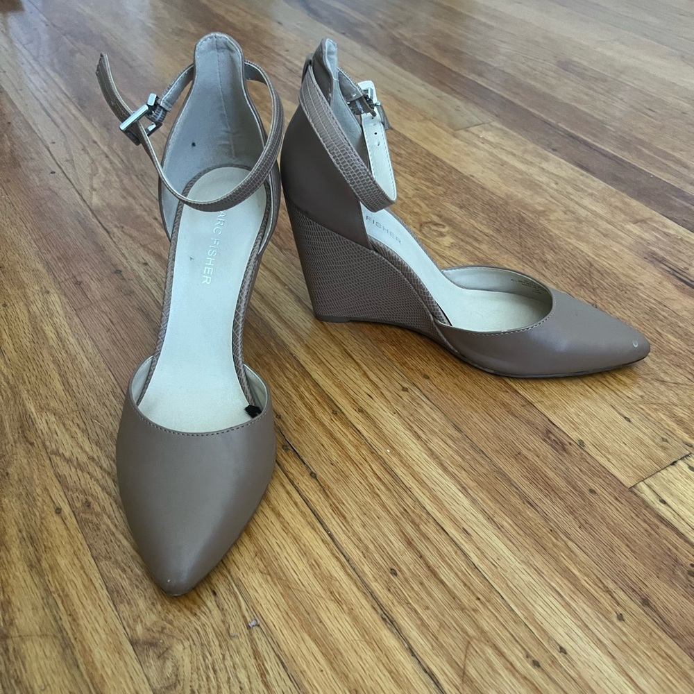 Marc Fisher Wedge Heels